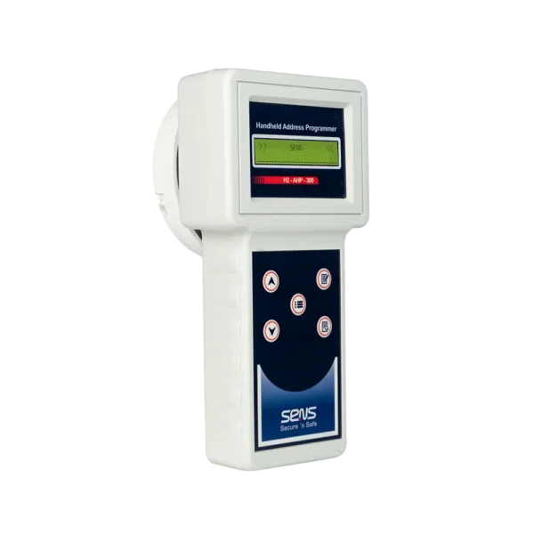 Adresleme Cihazı H2-AHP-300, perspektif-sag görünüm. Adreslenebilir cihazların programlanması için tasarlanmış manuel adres programlayıcı.